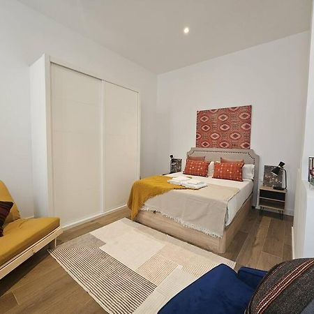 The Gabriels Con Terraza Appartement Madrid Buitenkant foto