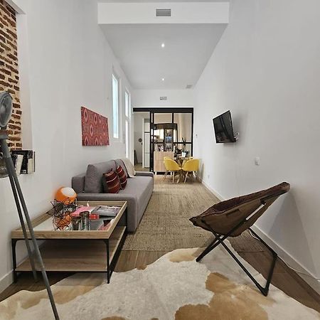 The Gabriels Con Terraza Appartement Madrid Buitenkant foto